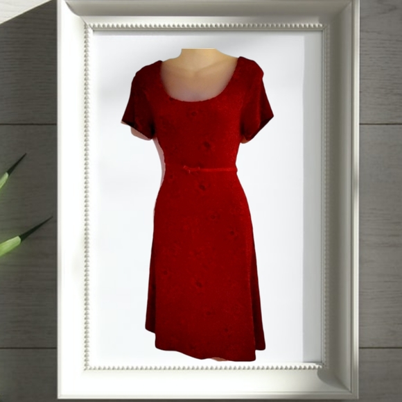 La Belle Dresses & Skirts - La Belle fashions Red Short Sleeve Dress Large